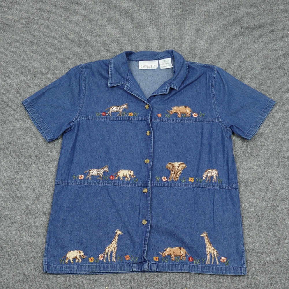 Casey & Max Shirt Womens Small Blue Denim Embroidered Safari Animal Short Sleeve